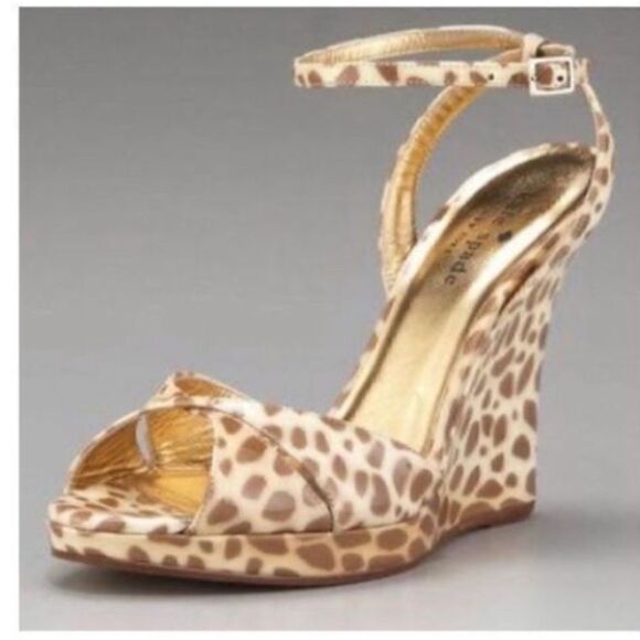 Kate Spade Women’s Size 9.5 Cindy Wedge Heels Tan Patent Leather Giraffe Print - Picture 3 of 13